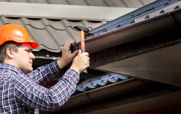 gutter repair Anderby Creek, Lincolnshire